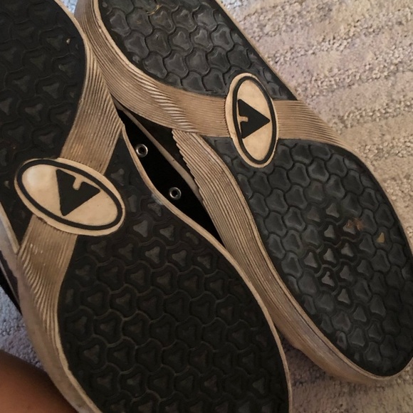 Air walk shoes size 7.5 - Picture 3 of 3